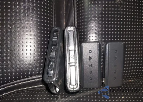 2019 Volvo Xc90 T6 Inscription из США, поврежденный, VIN YV4A22PL1K1490453